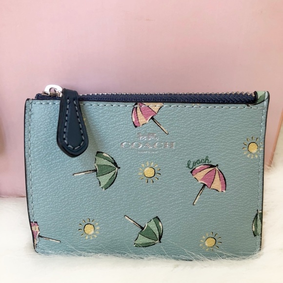 Coach Accessories - Coach NWT Beach Umbrellas Print ID/Card Holder